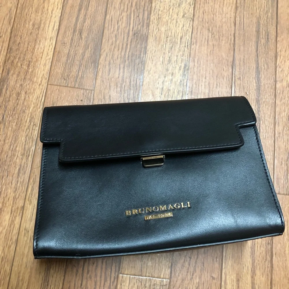 BRUNO MAGLI Black Leather Flap Leather Crossbody Bag Made in Italy